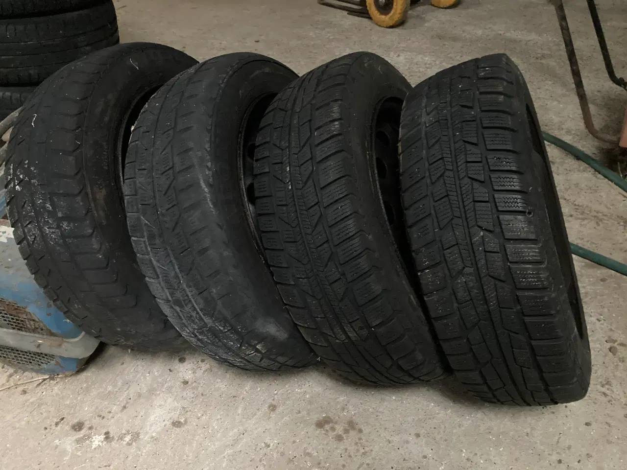 Billede 2 - 15 tommer stålfælge med vinterdæk til Mondeo