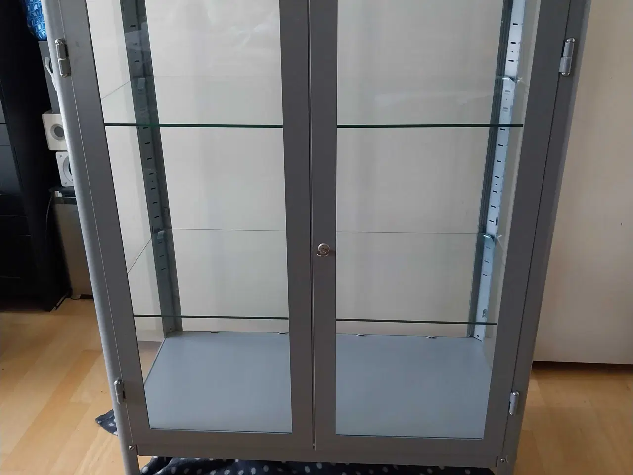 Billede 1 - Skab fabrikør