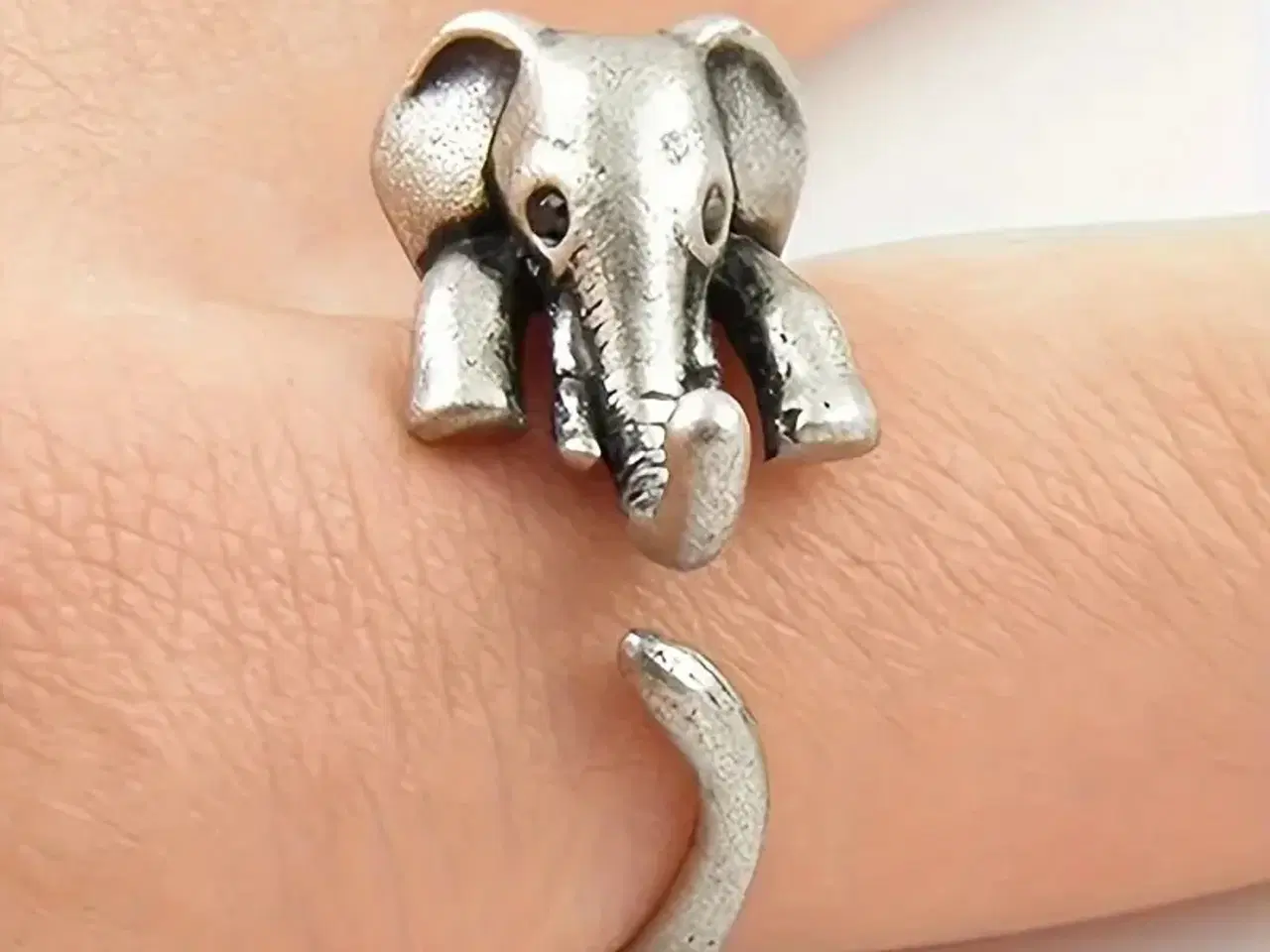 Billede 1 - * Sødeste fingering formet som elefant - i Tibetan