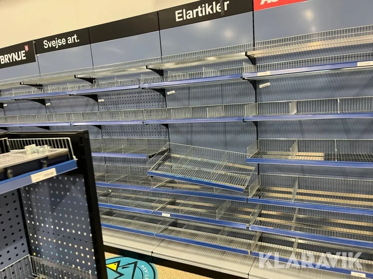 Billede 12 - Værksteds/butik inventar