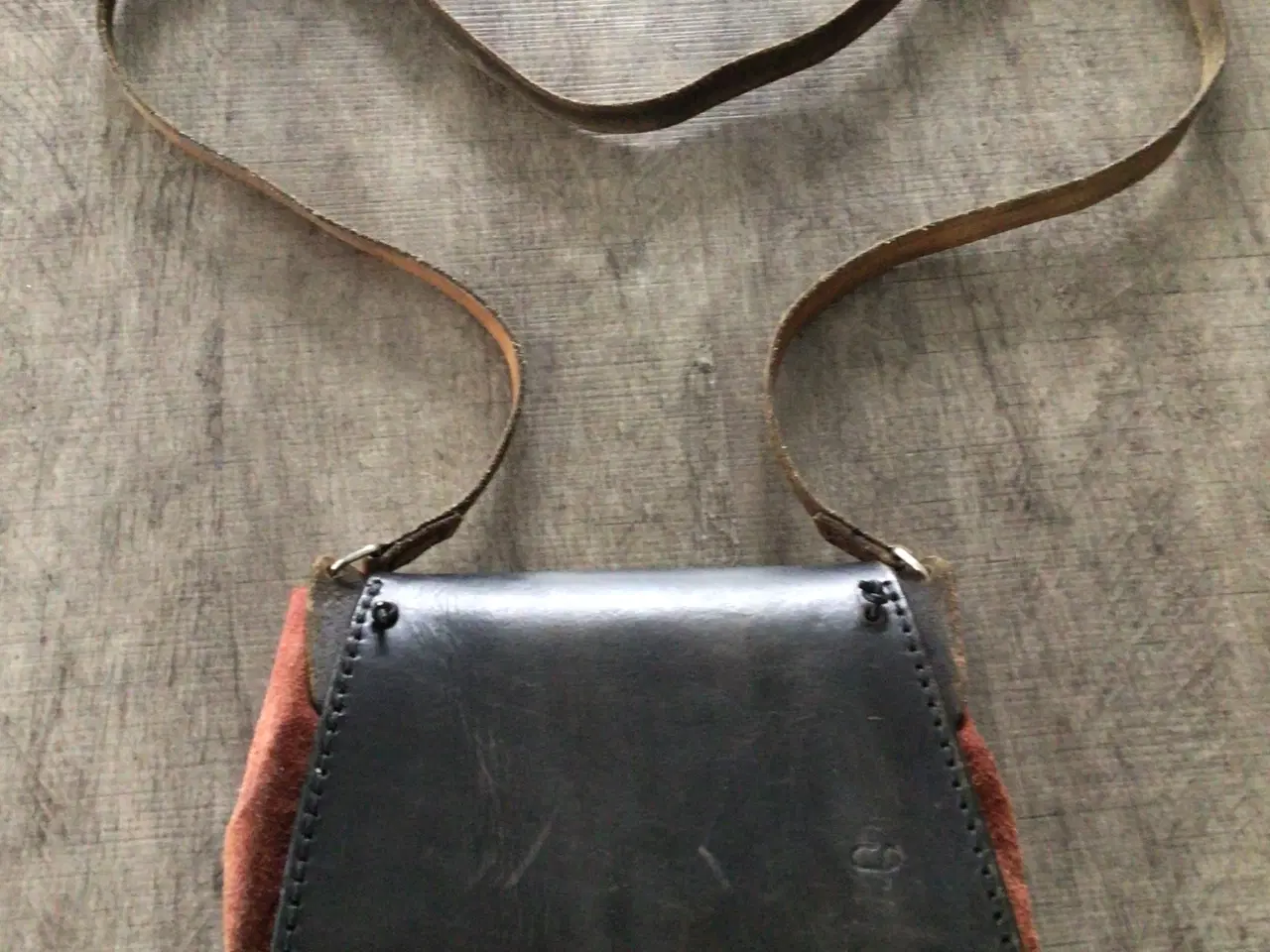 Billede 2 - Skuldertaske i læde