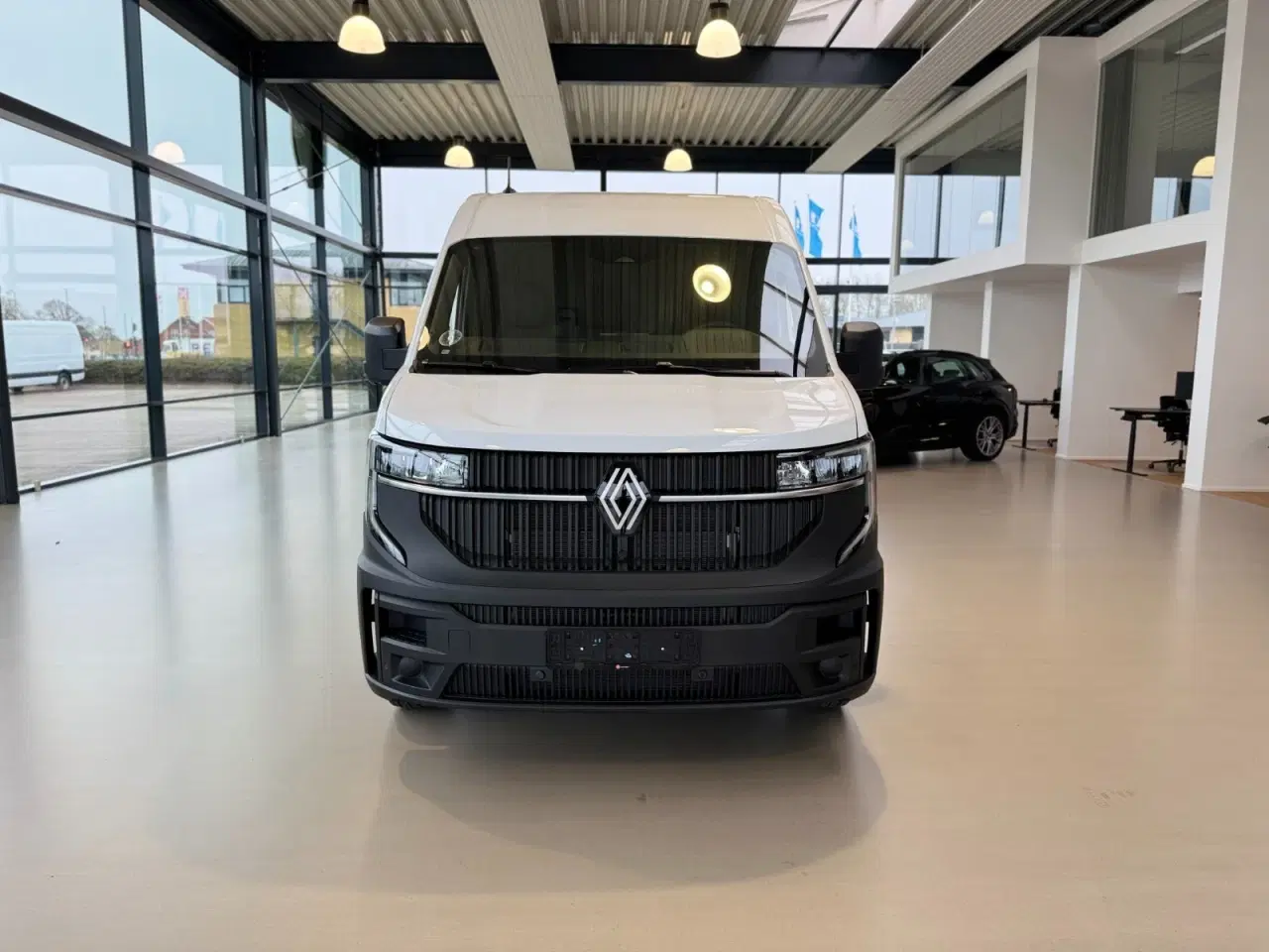 Billede 2 - Renault Master V T35 87 E-Tech L3H2 Kassevogn Tekno