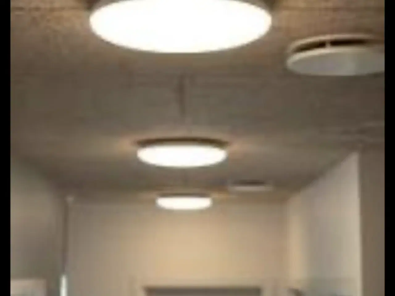 Billede 4 - Lamper til væg/loft
