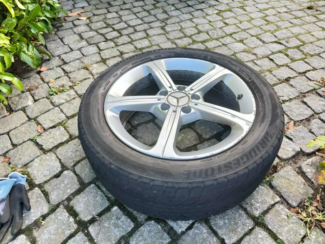 Billede 1 - 4 stk. originale Mercedes 17" alufælge med dæk
