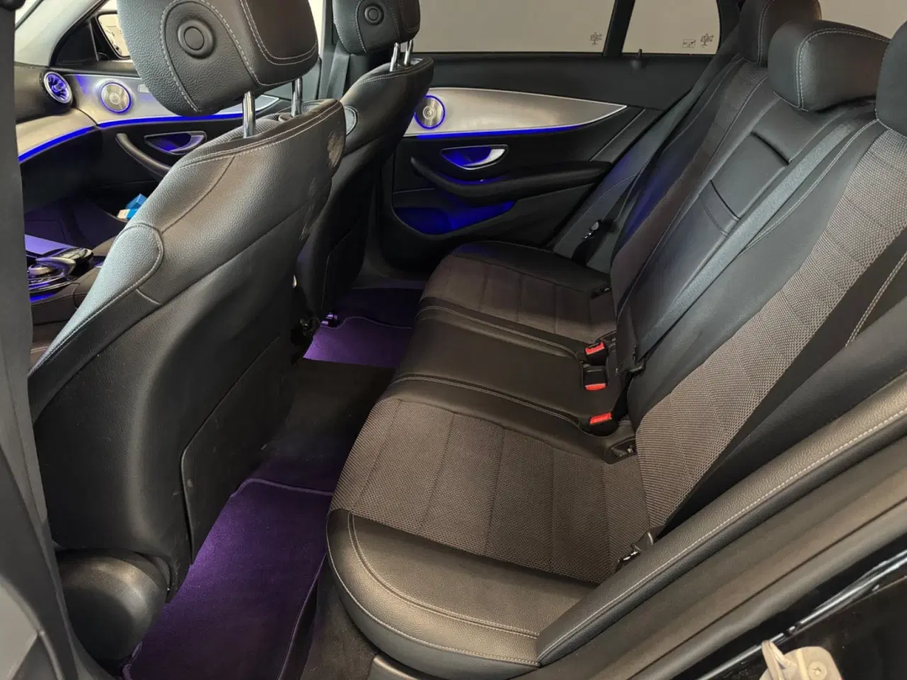 Billede 9 - Mercedes E220 d 2,0 AMG Line stc. aut.