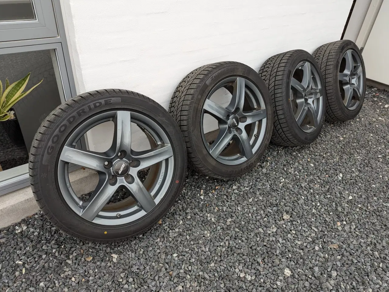 Billede 1 - vinter hjul fra Mercedes v220