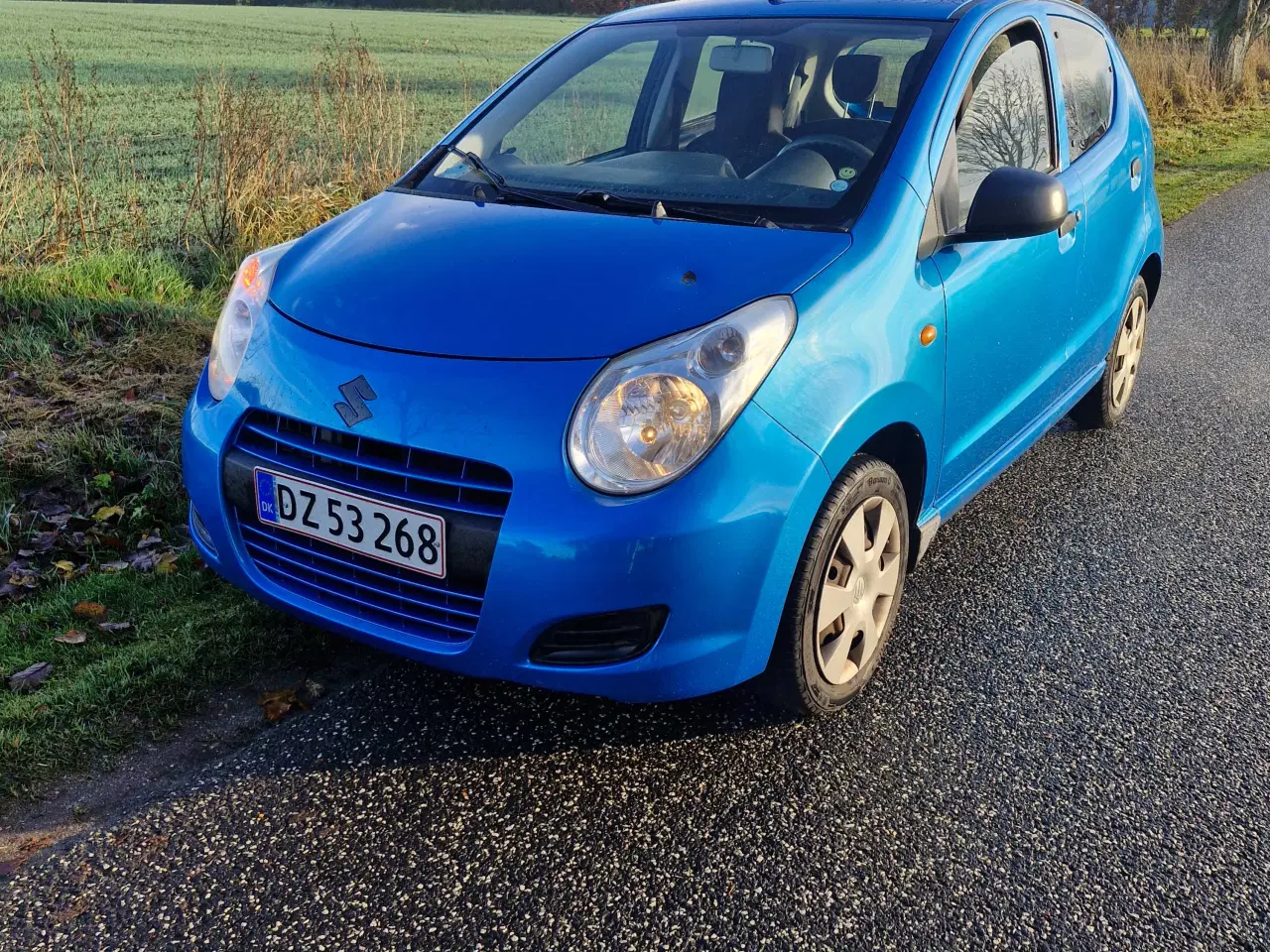 Billede 3 - Fin lille øko bil