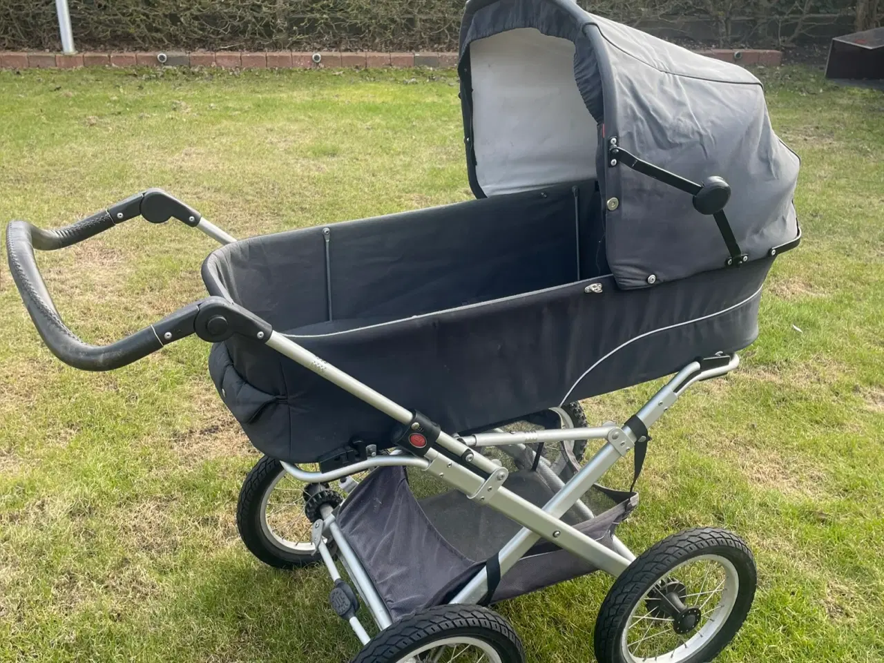 Billede 2 - Klapvogne til karneval