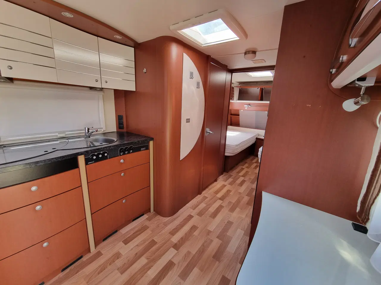 Billede 1 - Vi sælger vores dejlige campingvogn.