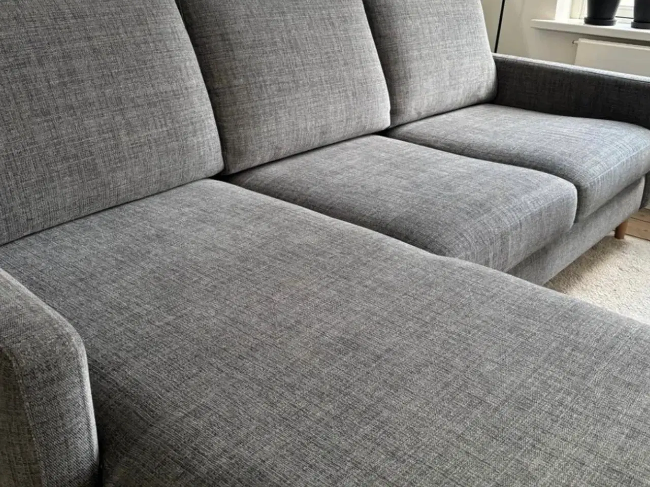 Billede 2 - Grå sofa 