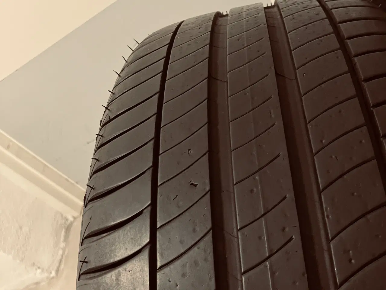 Billede 2 - Original Ford alufælge med sommerdæk 