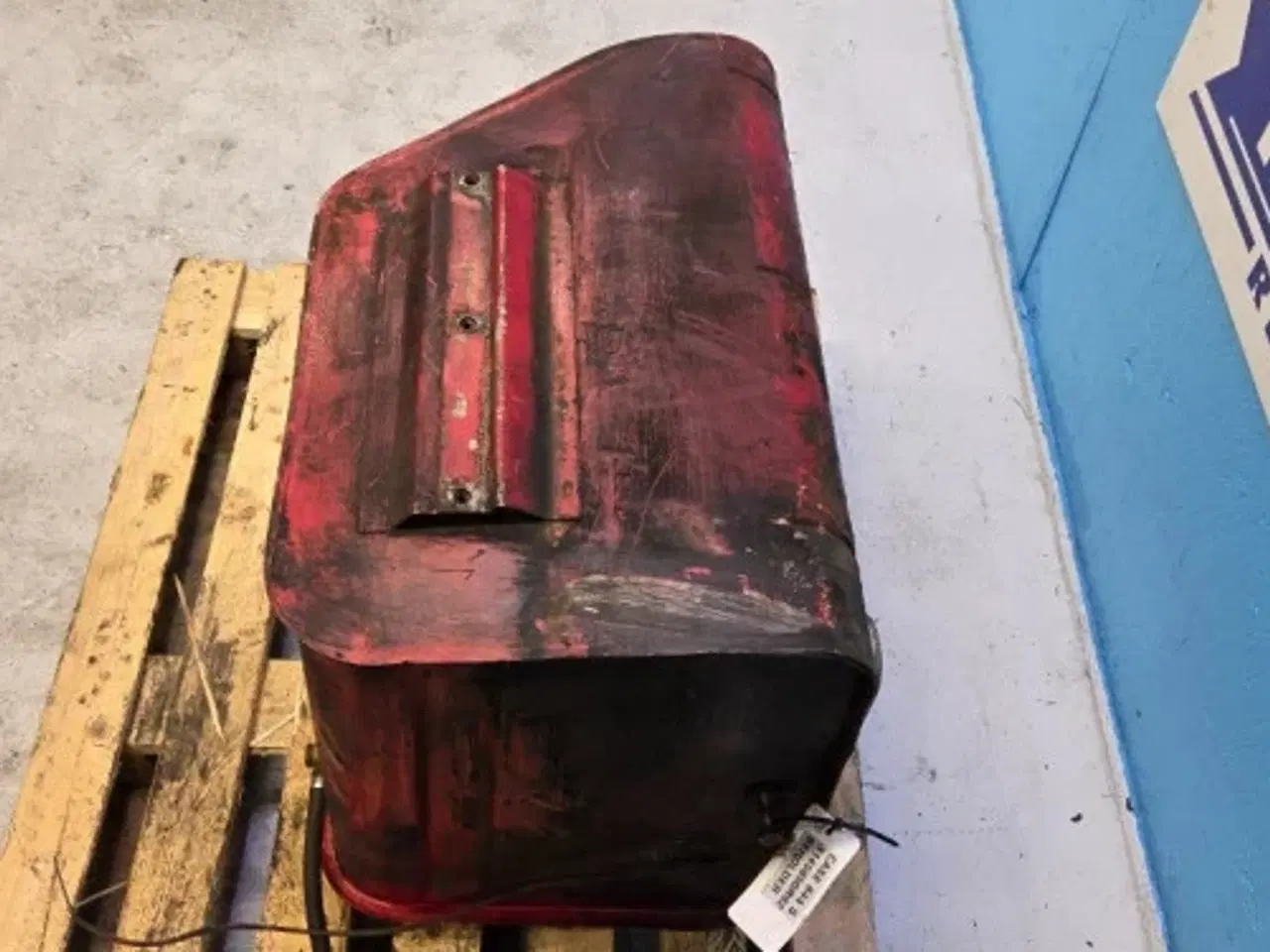 Billede 17 - Case 844S Dieseltank 3145850R92
