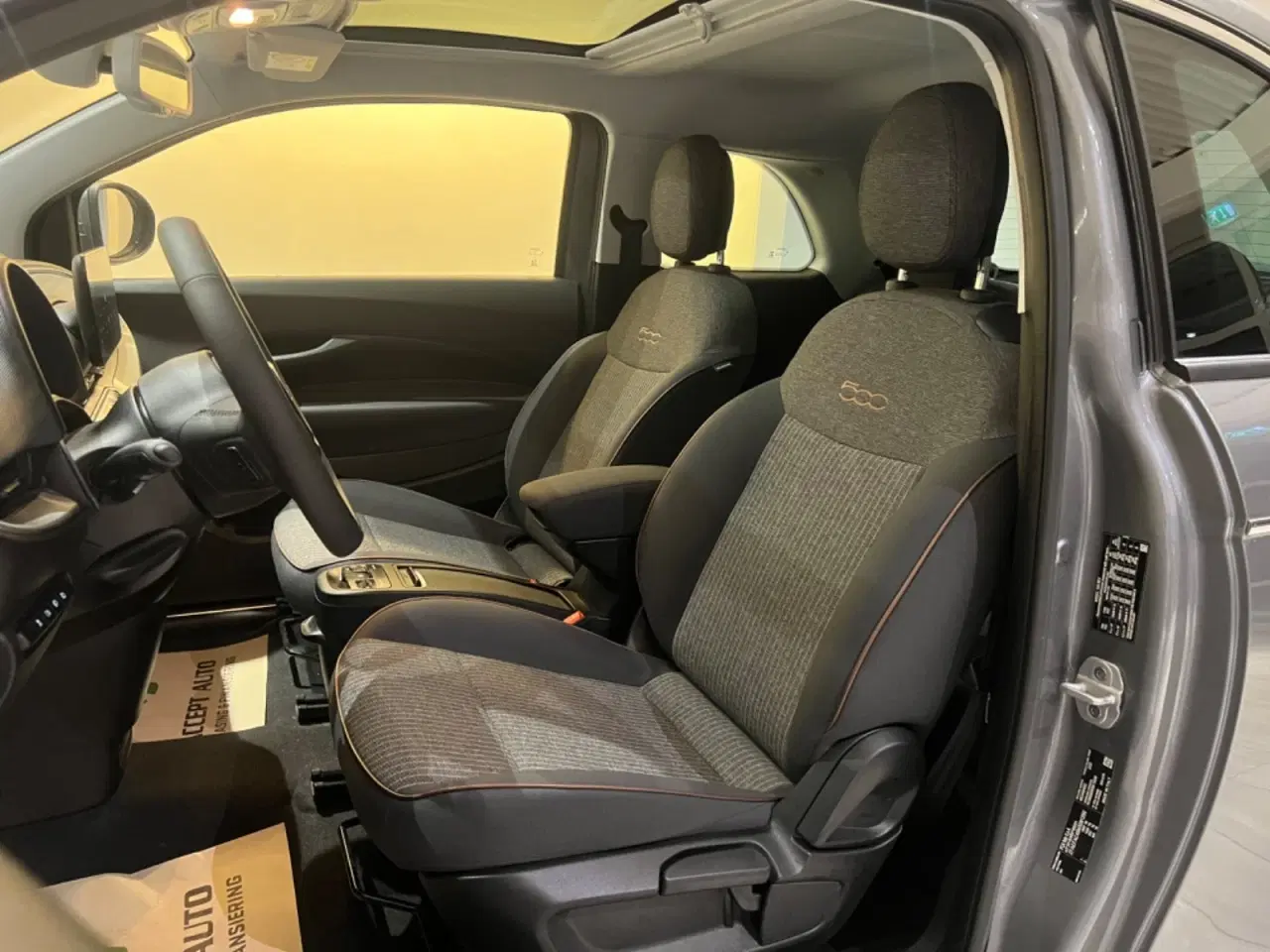 Billede 7 - Fiat 500e 42 Icon Sky