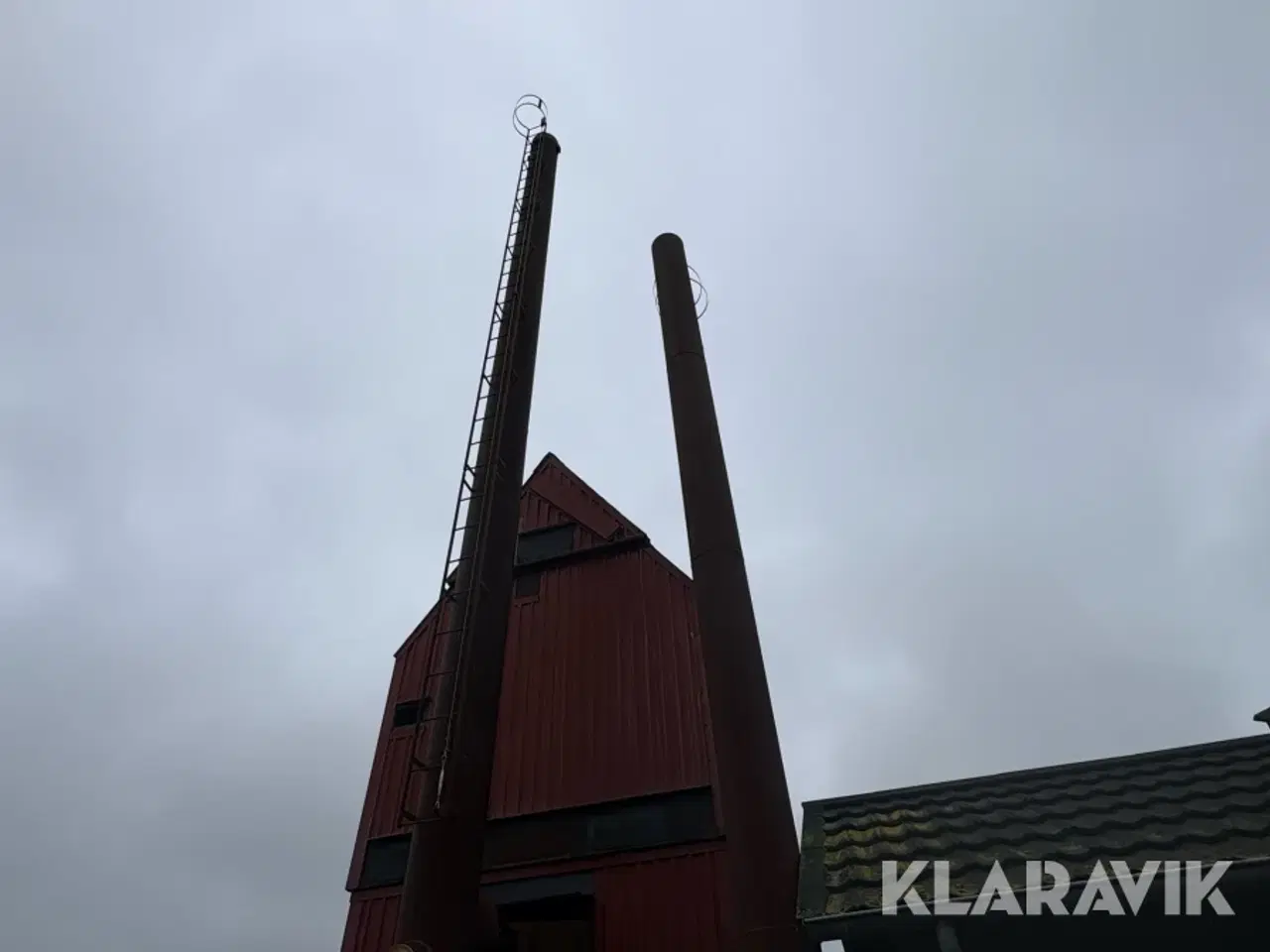 Billede 3 - Halmfyr med 2 skorstene