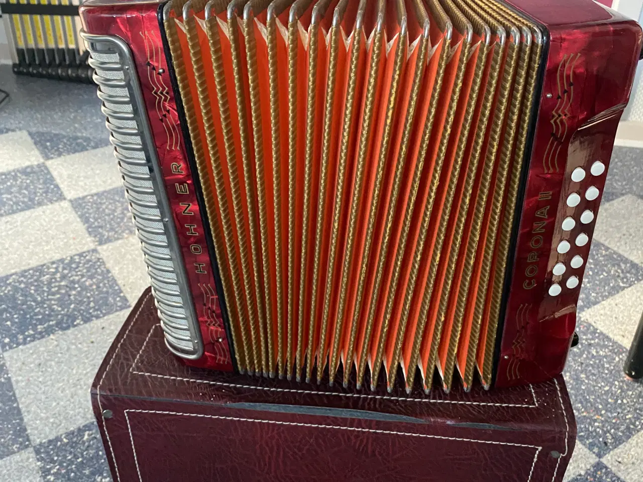 Billede 1 - Flot diatonisk harmonika, Hohner Corona II,C-F-G