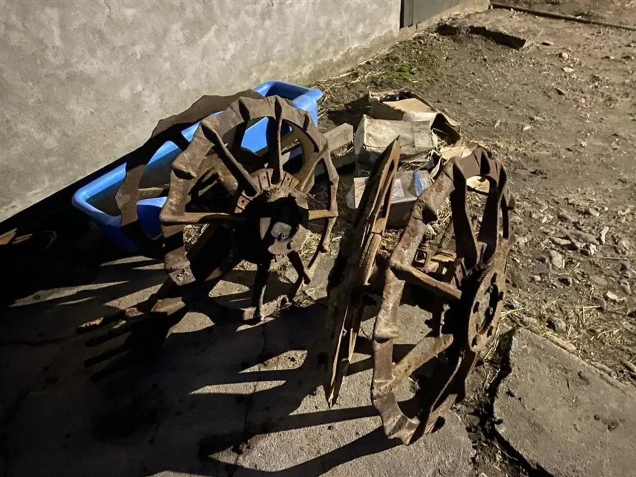 Billede 1 - Tim 4 stk. oppelhjul med 2 stk. stander