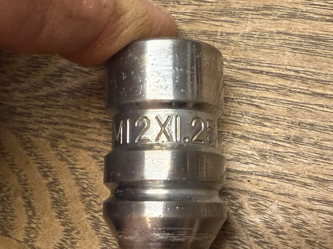 Billede 2 - Låsemøtrikker i sæt M12x1,25