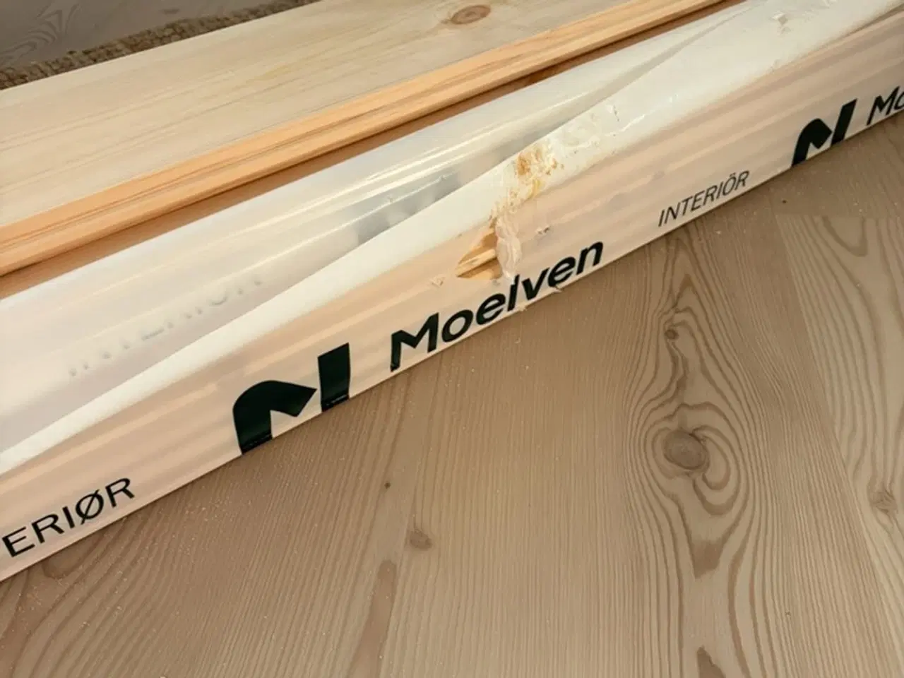 Billede 2 - REST: massivt fyrretræsgulv