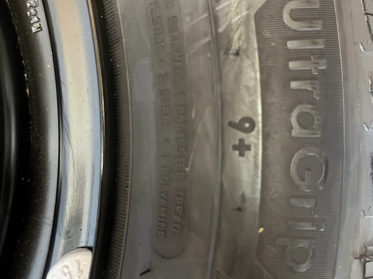 Billede 3 - Vinterhjul 185-65-15 Goodyear.
