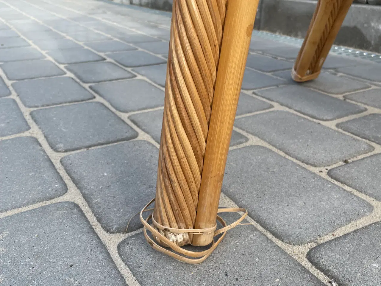 Billede 5 - Kurvemøbel/bambus sæt