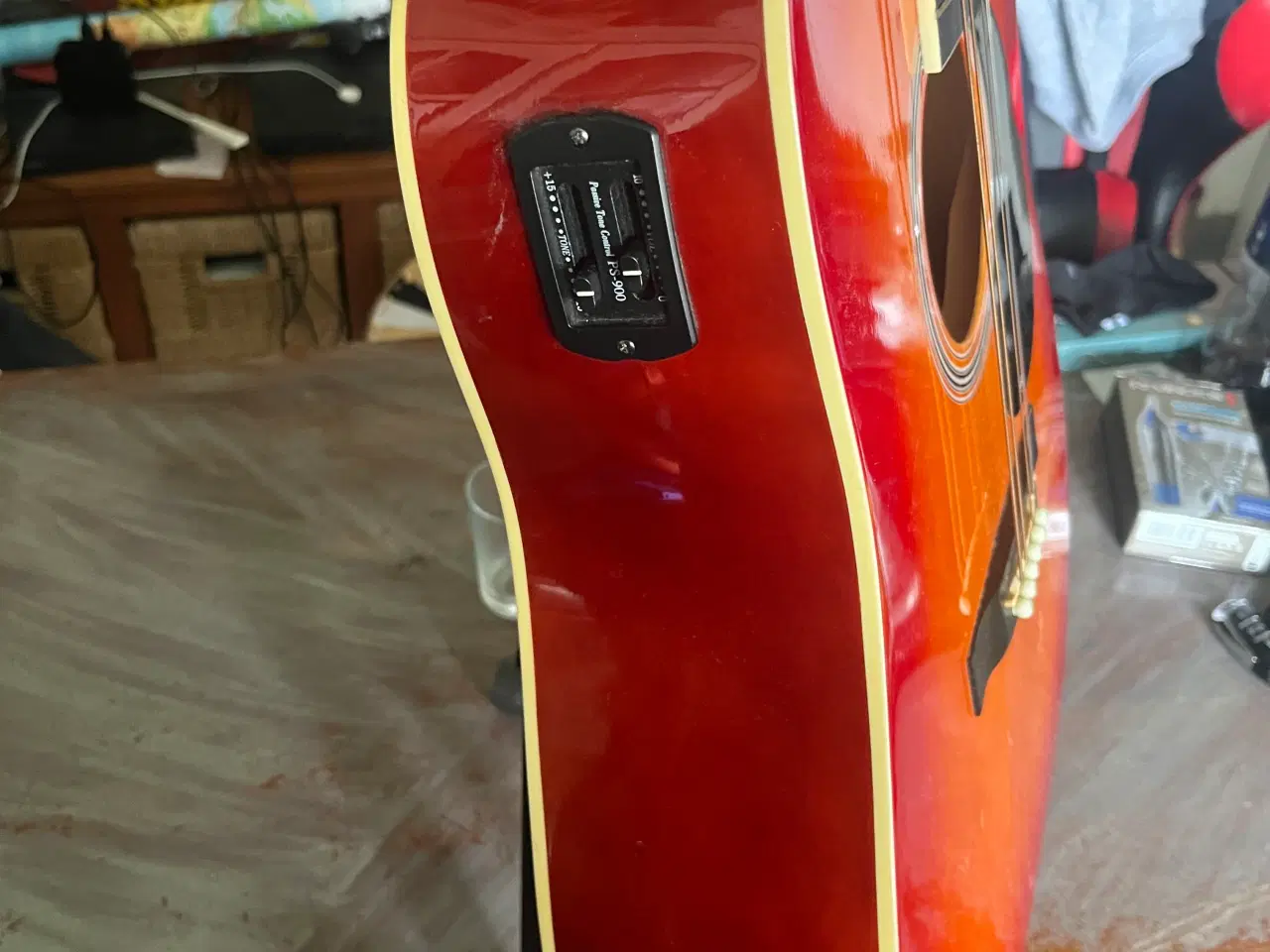 Billede 3 - Halvakustisk Guitar 