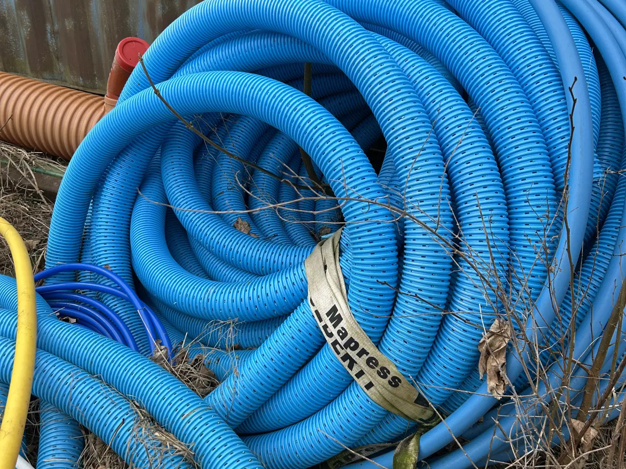 Billede 1 - Dræneslanger, vandrør rest fra byggeriet 