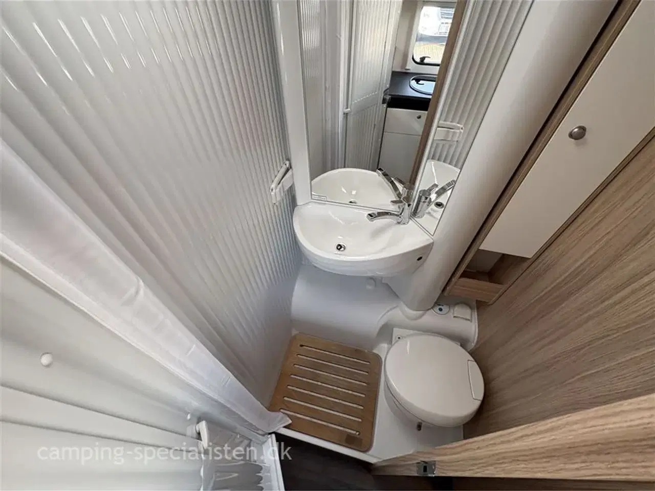 Billede 14 - 2022 - SunLight VAN V66 Adventure Edit   SunLight Van V66 Adventure Edit 2022 - Kan ses nu hos Camping-Specialisten.dk