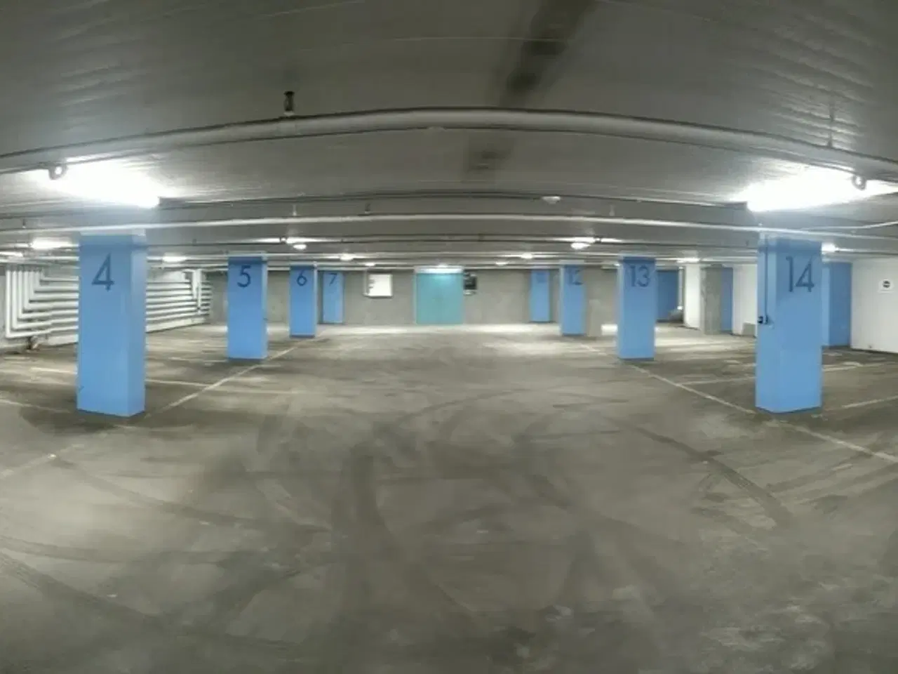 Billede 3 - Parkering til leje på Amagerbrogade 23-27 i København S