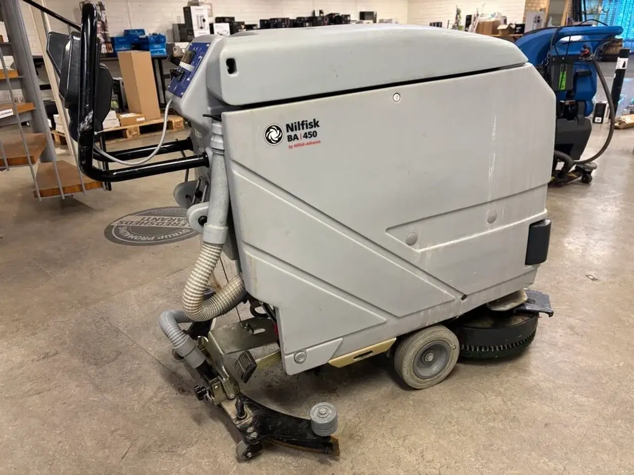 Billede 3 - Gulvvasker NILFISK BA 450