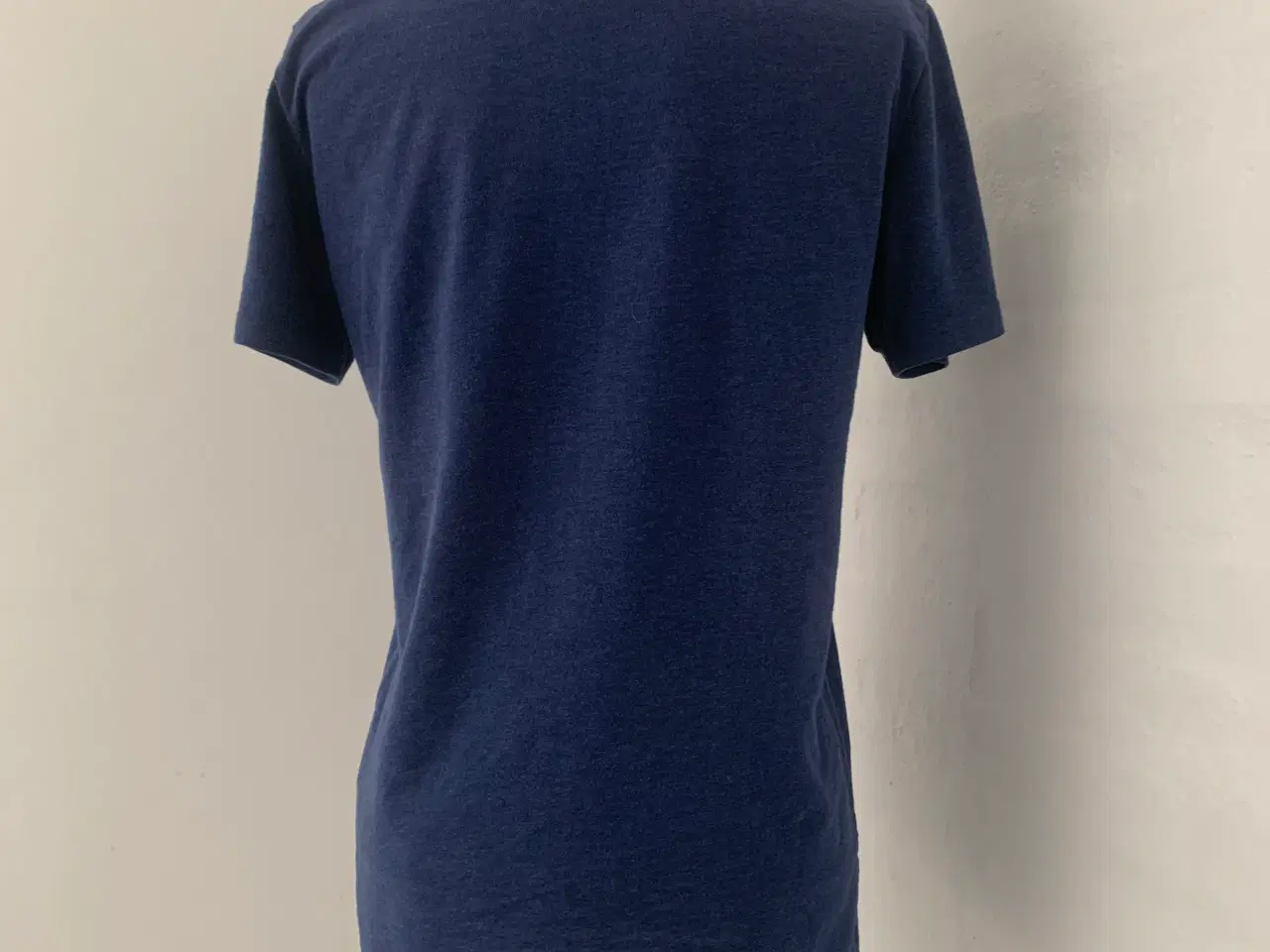 Billede 4 - T-shirt str.xs