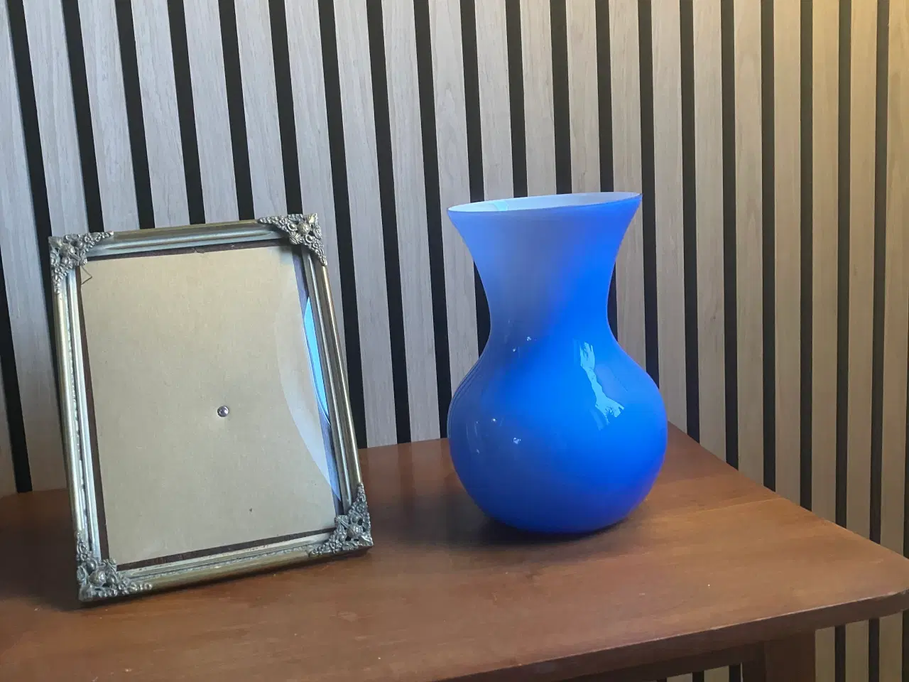 Billede 1 - Flot dueblå vase