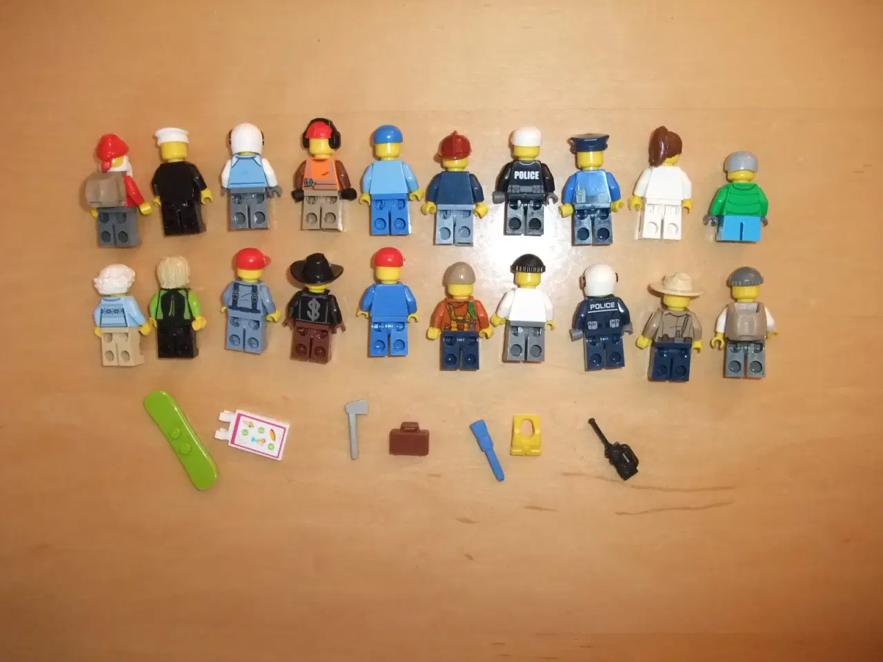 Billede 4 - Lego City Figurer+Tilbehør