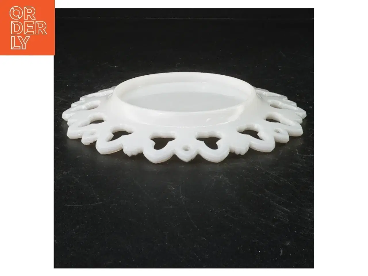 Billede 2 - Hvid porcelænsfad med blonder