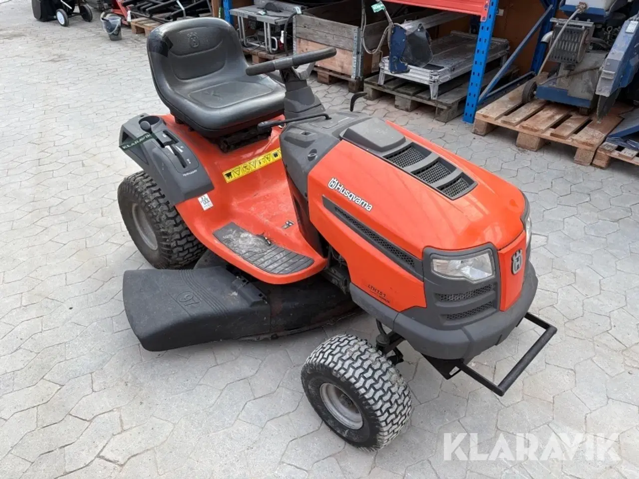 Billede 2 - Græsslåmaskine Husqvarna LTH151