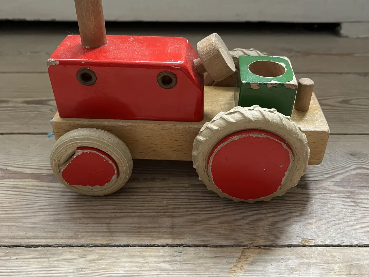 Billede 3 - Træ traktor med patina