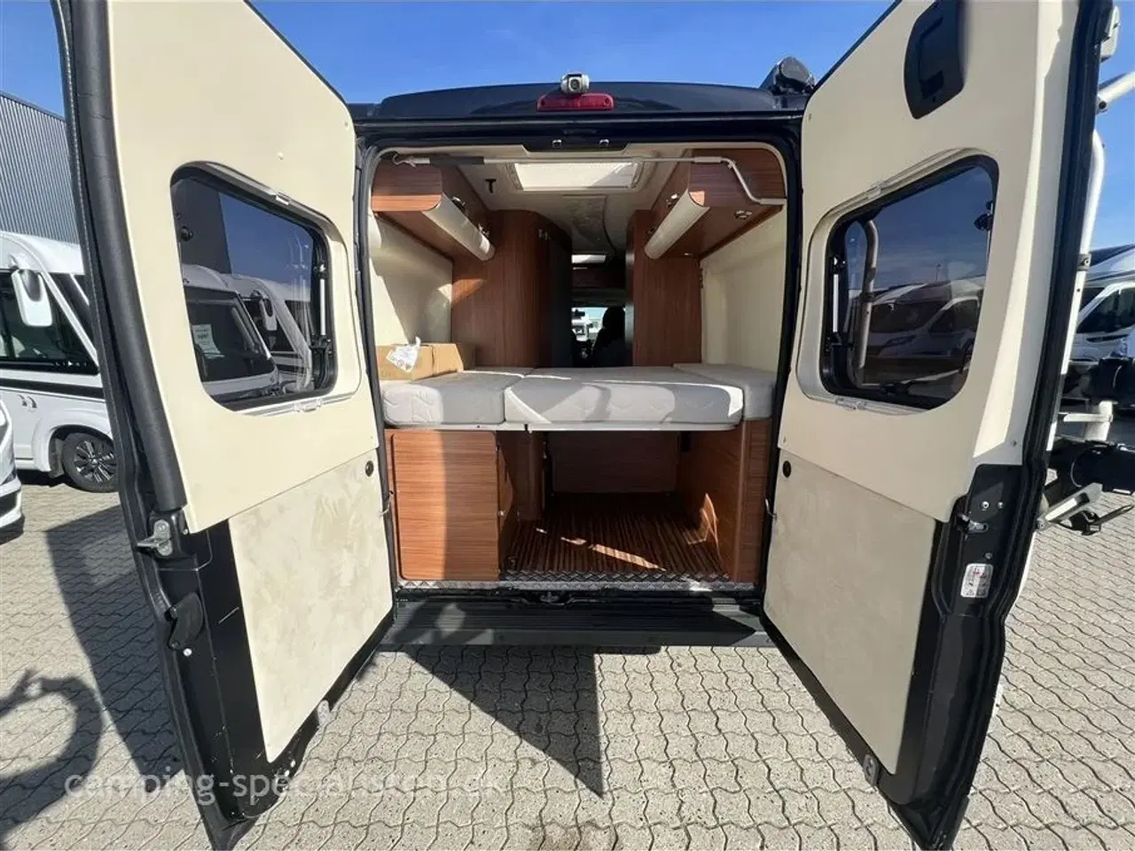 Billede 4 - 2014 - Adria Twin 600 SP   Adria Twin 600 SP 2014 - Se den nu hos Camping-Specialisten.dk