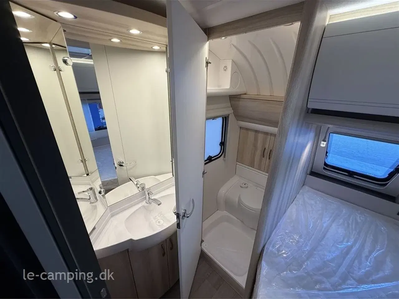 Billede 8 - 2026 - Hobby De Luxe 460 UFe