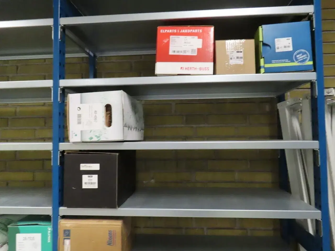 Billede 27 - Alle reservedele på repoen