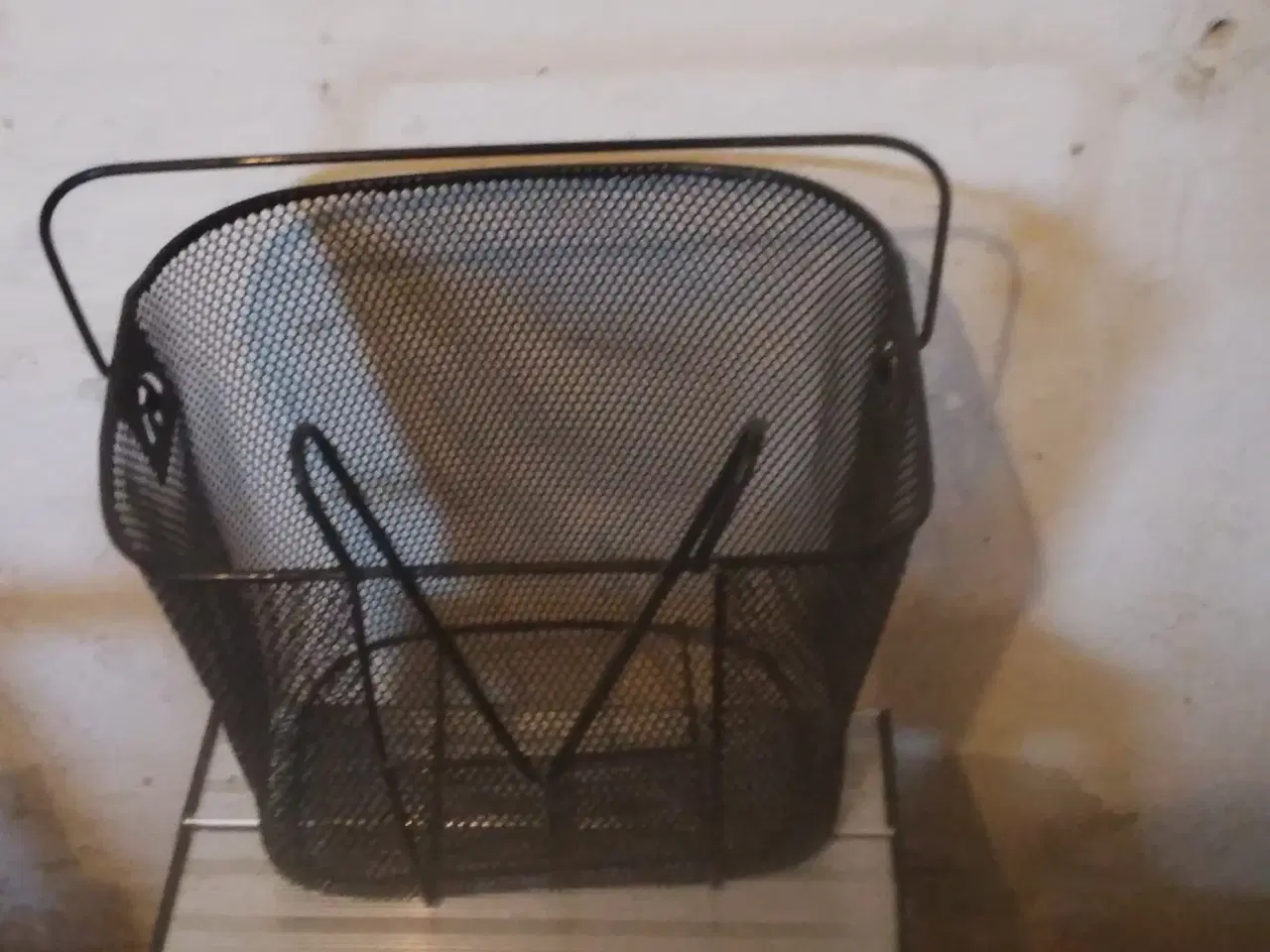 Billede 1 - Cykelkurv, som ny
