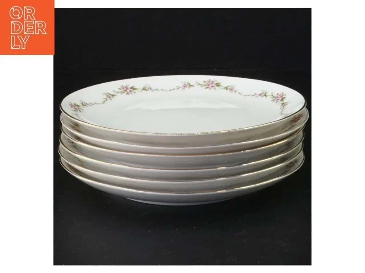 Billede 1 - Vintage Porcelænstallerkener med blomstermotiv fra Benedikte (str. Diameter 17 og en halv cm)