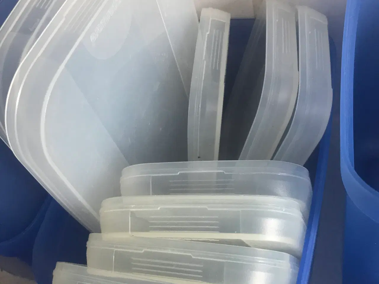 Billede 4 - Tupperware opbevaring s bøtter 14 stk 