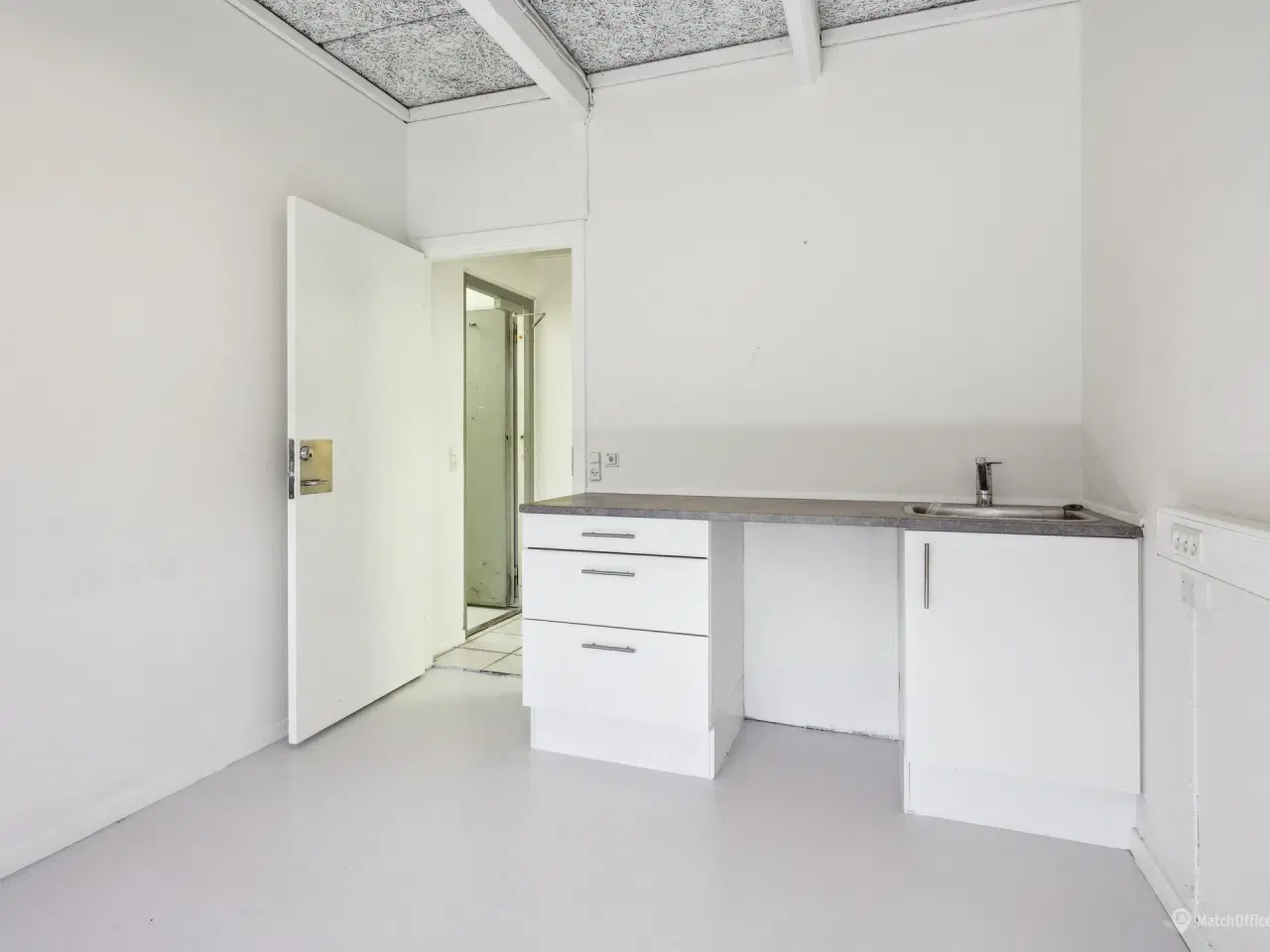 Billede 21 - Lager med administrationslokaler - god beliggenhed