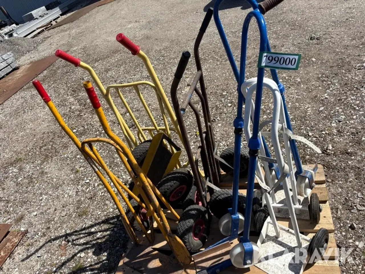 Billede 5 - parti sækkevogne og transportvogne