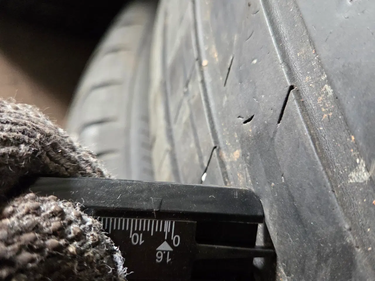 Billede 5 - Fælge med dæk