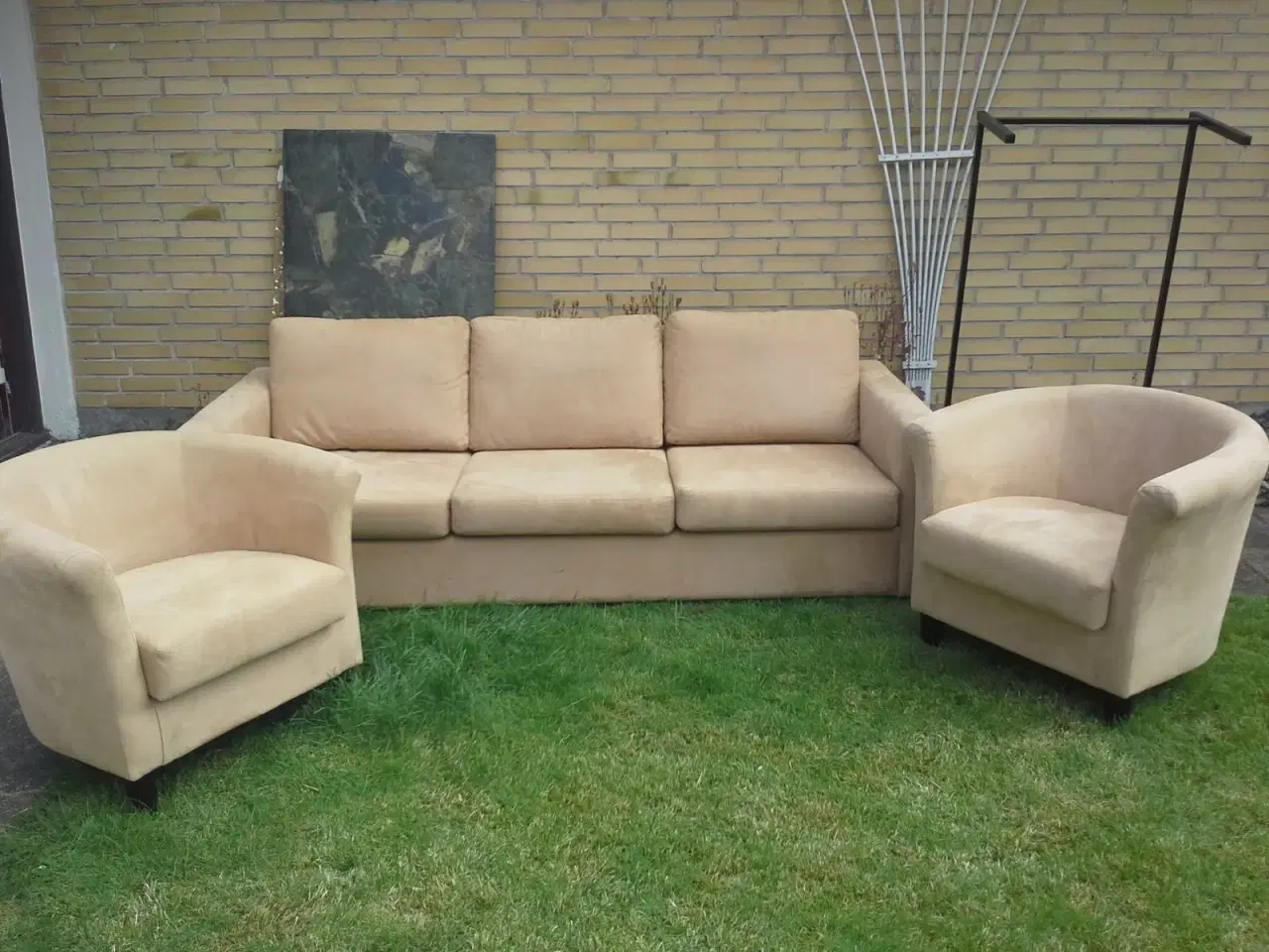 Billede 1 - sofa of 2 stole-lækkert matriale