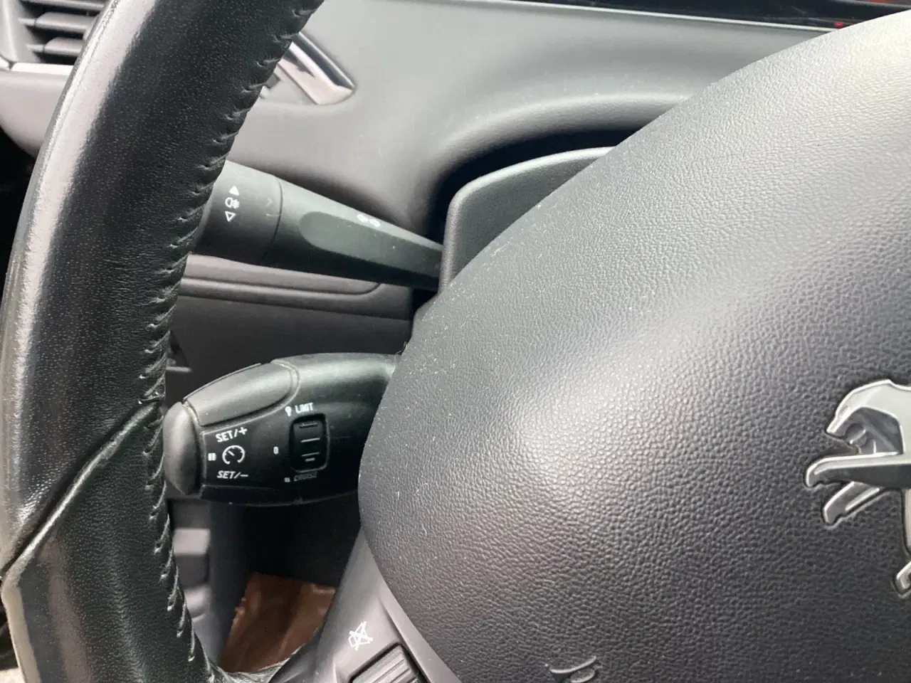 Billede 10 - Peugeot 208 1,6 BlueHDi 100 Chili Sky