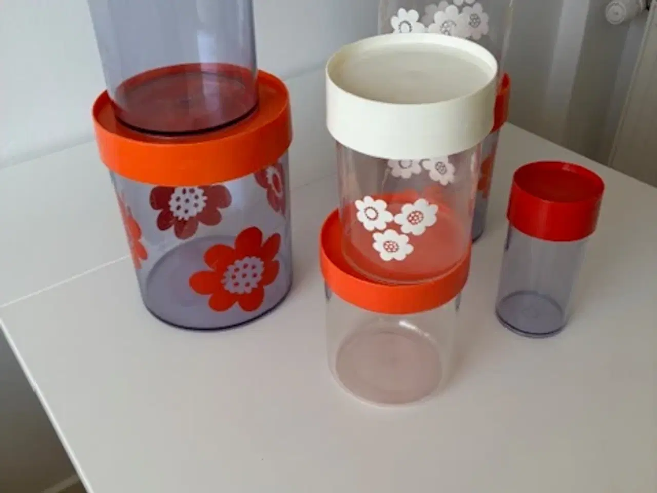 Billede 3 - Retro opbevaringsdåser 