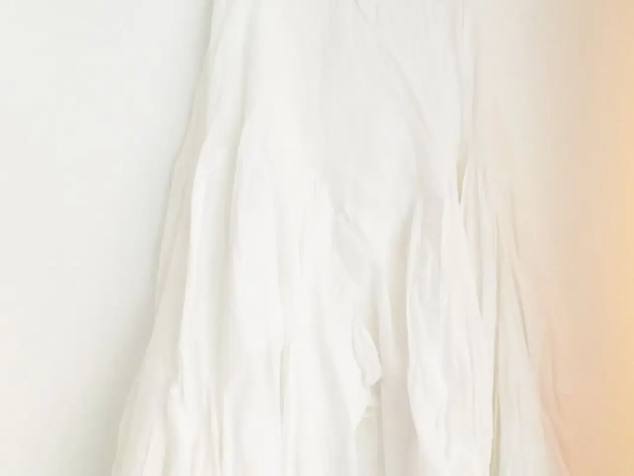 Billede 1 - Smuk hvid kjole sælges str. 38