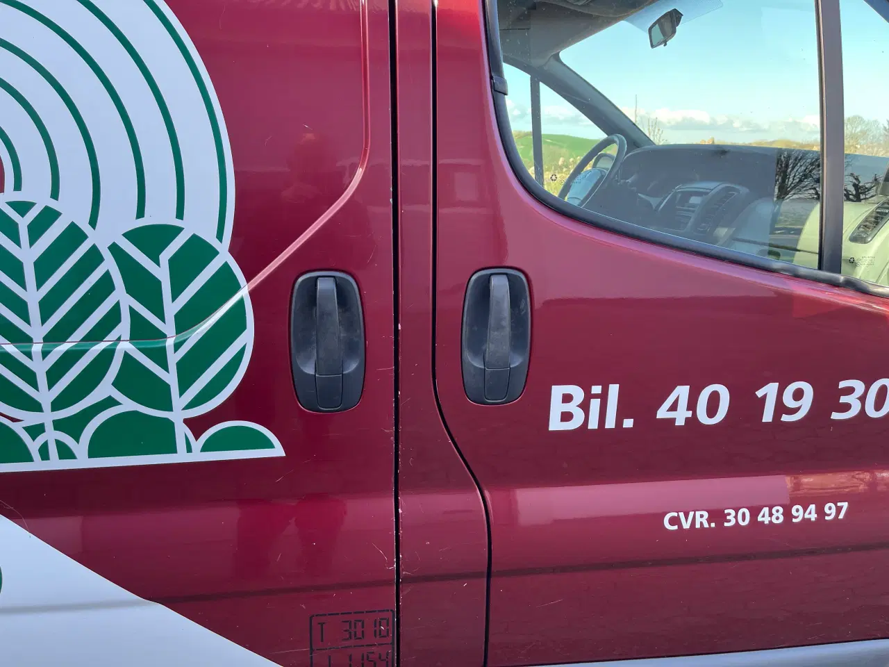 Billede 10 - Varebil med træk og nysynet