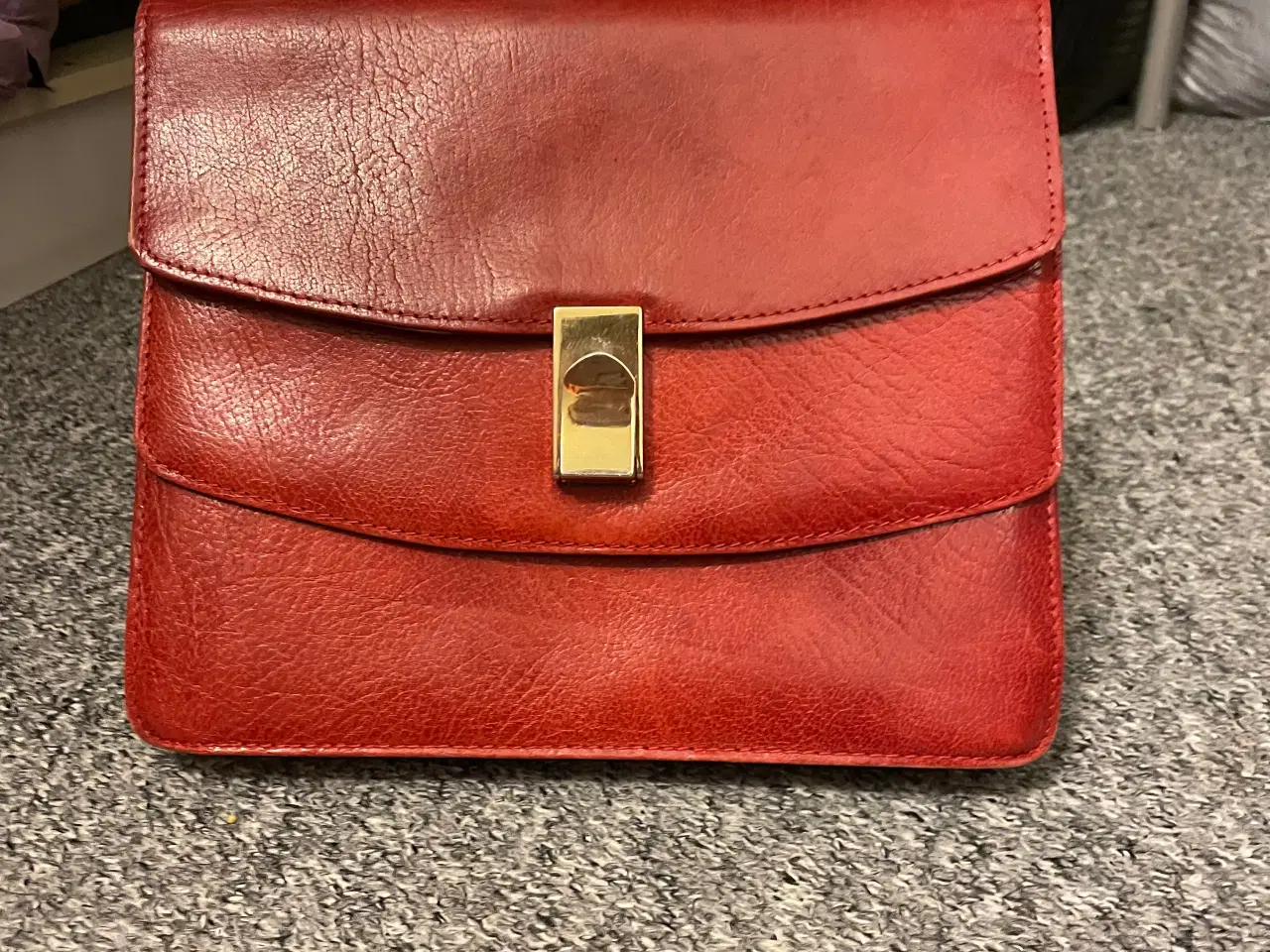 Billede 2 - Rød taske 